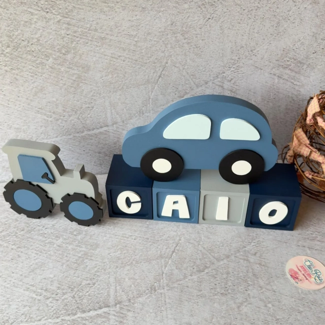 Cubos Decorativos Personalizados para Bebê Menino – Nome com Carro e Trator