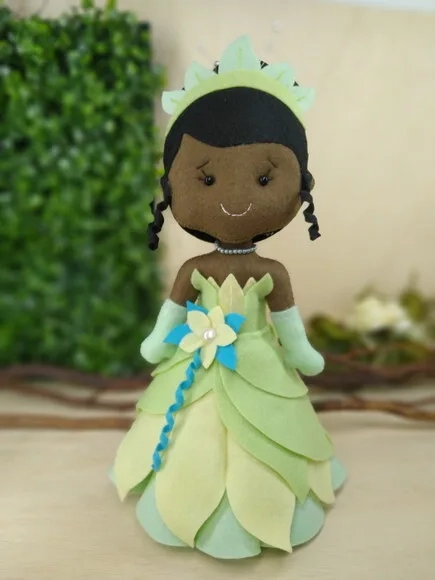 Tiana em feltro - Princesa e o Sapo
