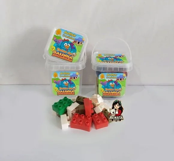Monta Monta no Baldinho Personalizado Galinha Pintadinha
