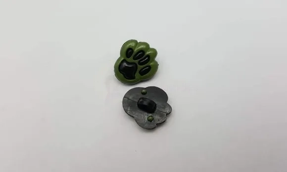 Aplique Botão de Patinha Verde de 1,8cm - 20 unidades