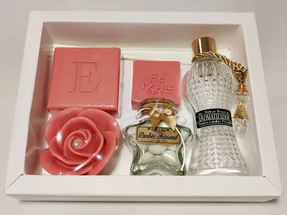 Presente de Aniversário: Kit Aromatizador com Sabonetes