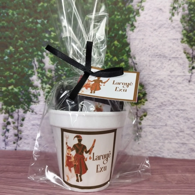 50 Kit Jardinagem Lembrancinhas Exu - Pomba-gira - Trabalhamos com qualquer tema - Informar tema no chat
