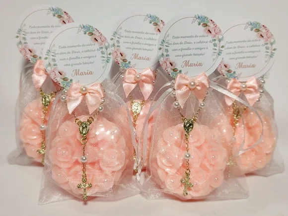 Lembrancinha 80 Anos: Sabonete Provence Rosas com Mini Terço