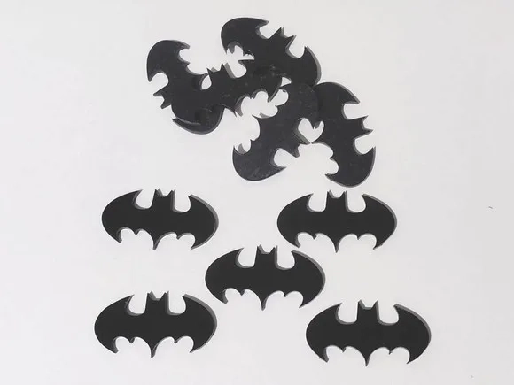 Aplique Batman Acrílico Preto 3,5cm Pacote com 8 Unidades