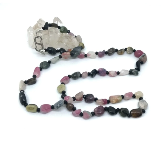 Colar choker com Turmalinas Melancia Forma Livre e Cristais