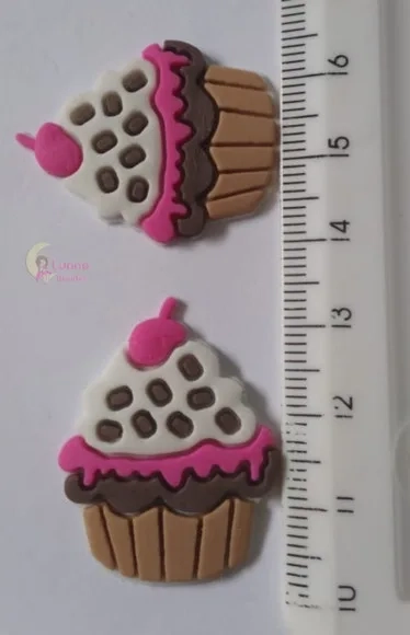 Apliques Cupcakes de borracha - pct c/8 unidades