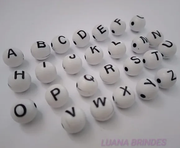 Letrinha de Bolinha Branco - 7mm - Pct c/4 alfabeto