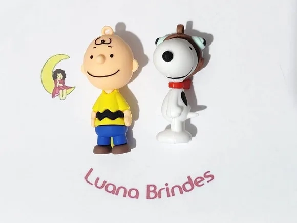 Pingente Charlie Brown Emborrachado Pacotes com 2 Unidades