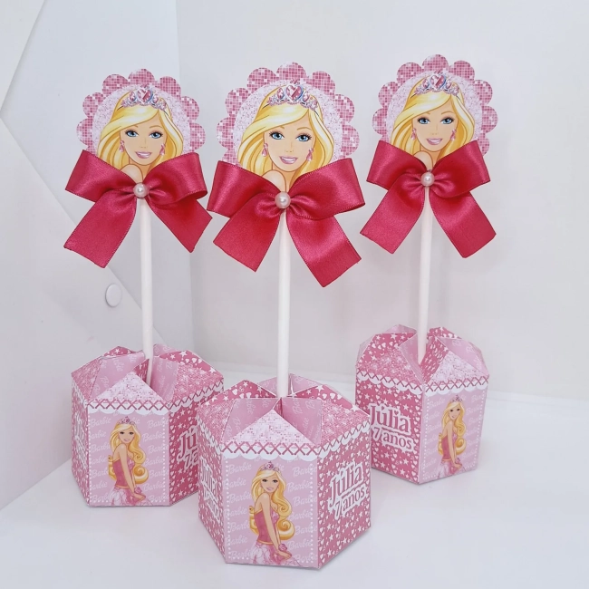 Centro de Mesa Personalizado BARBIE - Decoração de Festa - Papelaria