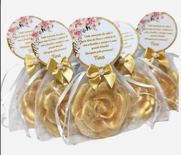 Lembrancinha de Aniversário 70 Anos: Sabonete Flor Aberta