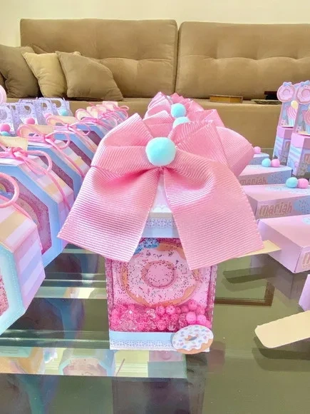 Kit 60 Lembrancinhas Confeitaria de Luxo