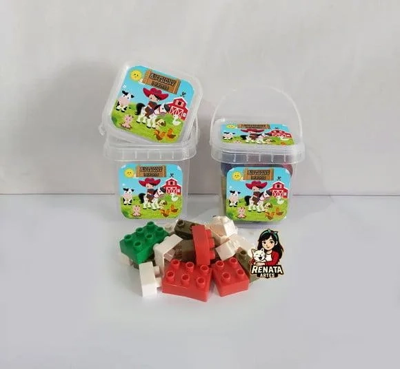 Monta Monta no Baldinho Personalizado Fazendinha