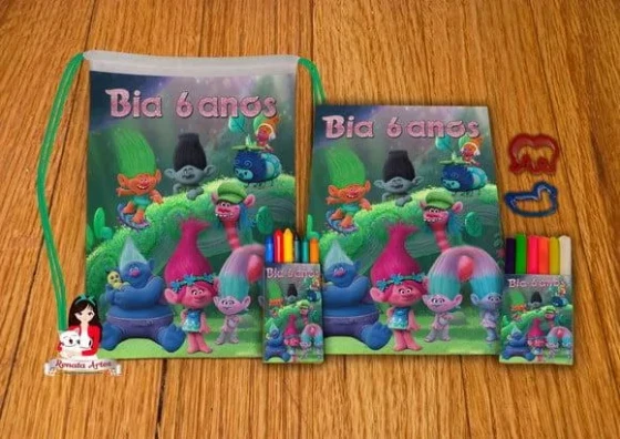 Kit Passatempo Personalizado na Mochila Trolls