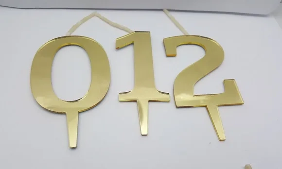 Vela em Acrílico Espelhado Dourado de 6,5cm