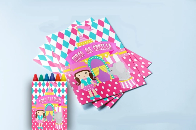 Revista para colorir com Giz de cera Personalizado do Circo Rosa