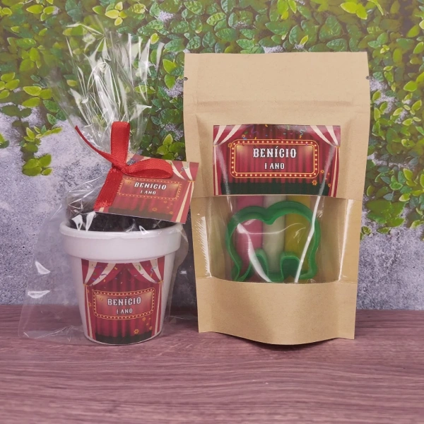 15 Uni. Kit Jardinagem + 15 Uni. Kit Massinha Zip Lock - Circo - Informar o tema no chat da compra.