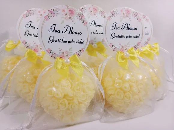 Lembrancinha de Aniversário 30 Anos: Sabonete Coração Floral