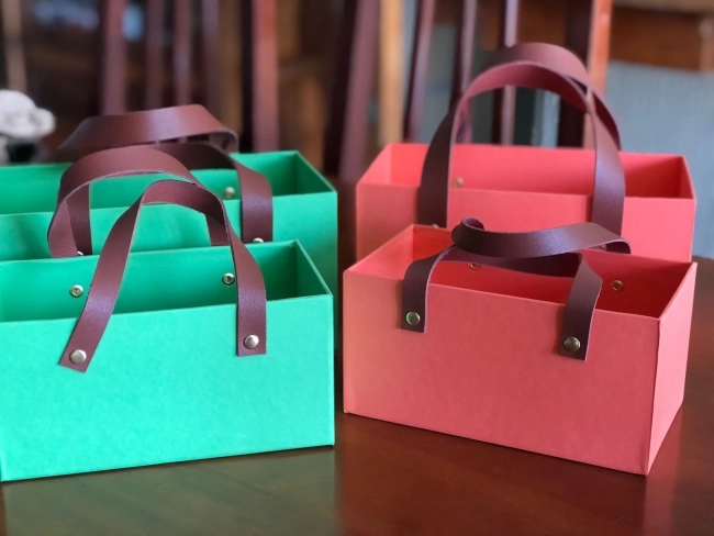 Cesto (bag)