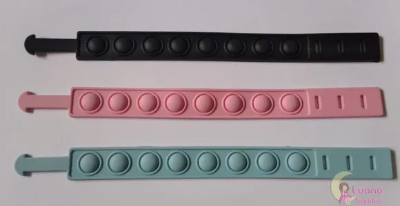 Pulseiras Pop It Coloridas de Borracha Pct 6 Unidades
