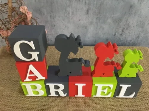 Girafas Trio + Cubos Personalizados com Nome 6x6cm - Bebê
