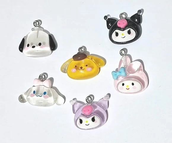 Pingente Hello Kitty de Resina Pacote com 9 Unidades Variado