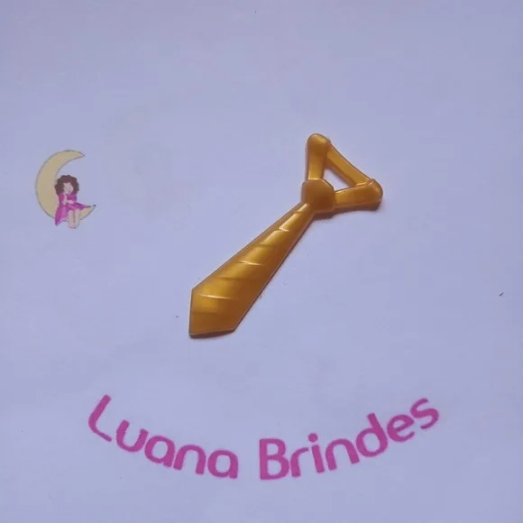 Pingente Gravatinha Dourada 5cm Pct 35 Unidades