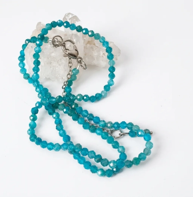 Choker Colar com Apatitas Facetadas 3 mm e Aço Inox