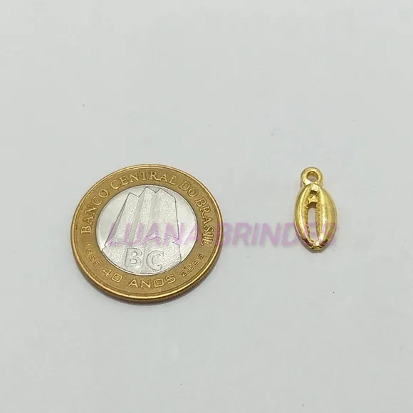 Pingente Buzios de Metal em Dourado -pct c/12 unid