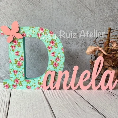 Jardim Encantado -decoração Bebê Nome com Estampa de Tecido