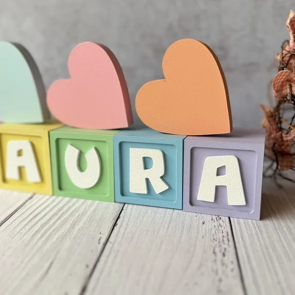 Decoração Bebê - Cubos 6x6cm Candy Ts + Trio de Coração