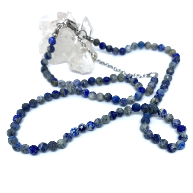 Choker Sodalita Natural Facetada 4mm - Acabamento Aço Inox