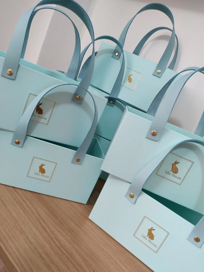 Cesto (bag)