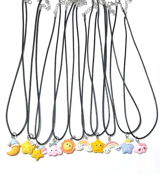Colar Desenho do Céu Resina 2cm Pacote com 5 Unidades
