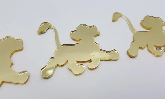 Aplique Do Rei Leão Em Acrílico Espelhado De 4,9cm- 4 Peças