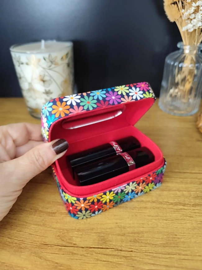 Maleta Petit (porta batom)