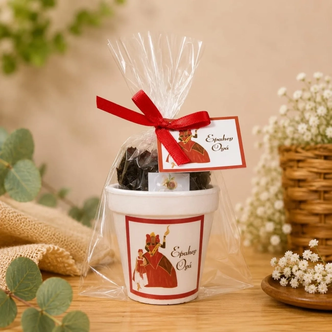 30 Kit Jardinagem Lembrancinhas Oyá, Nanã, Iemanjá ou Oxum - Trabalhamos com qualquer tema - Informar tema no chat