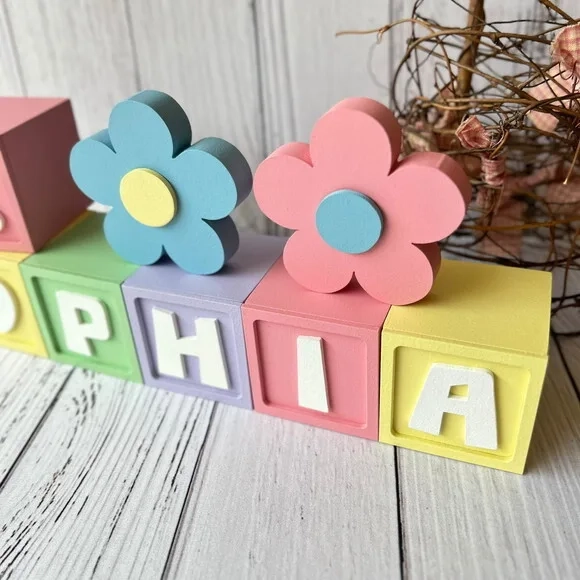 Decoração Bebê - Cubos 6x6cm Candy Ts + Dupla de Flor