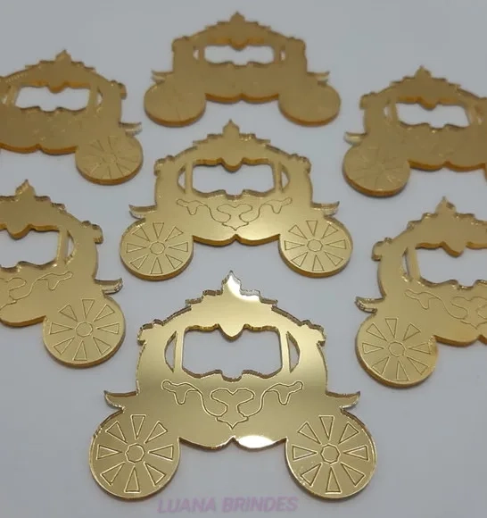 Aplique Carruagem Acrílico Espelhado Dourado 4,5cm Pct 4 und