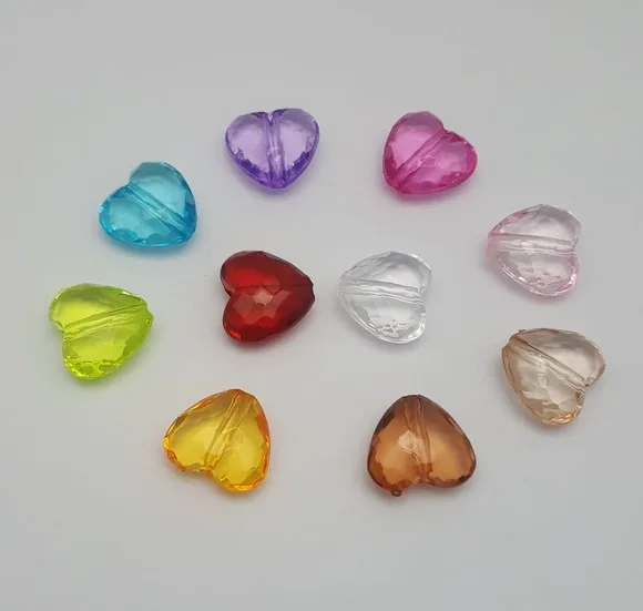 Coração Acrílico Colorido Passante 1,8cm Pct 20 Unidades