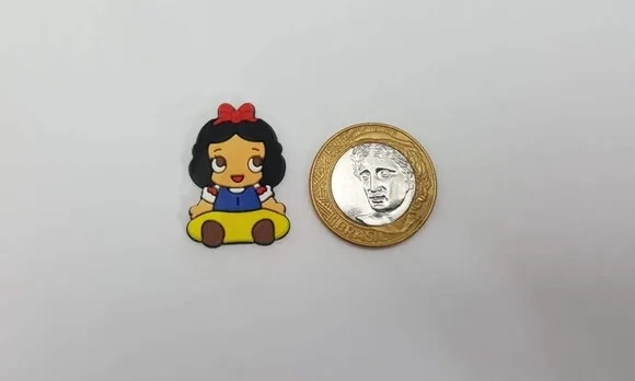 Aplique da Branca de Neve Baby Emborrachado de 2,6cm