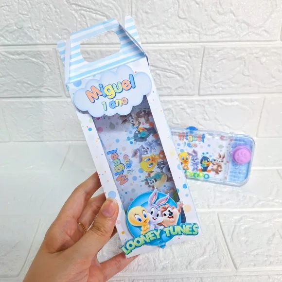 Aquaplay na Caixa Personalizada Looney Tunes