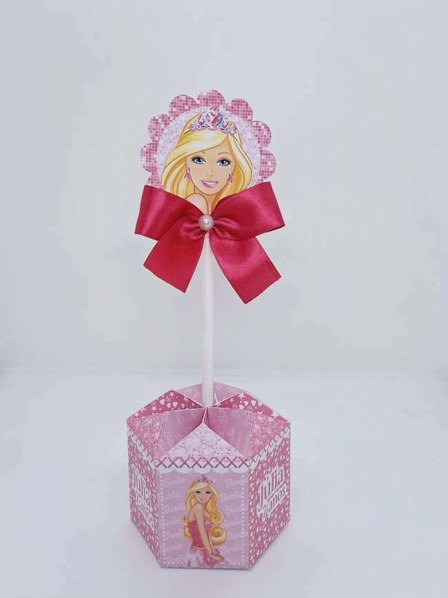 Centro de Mesa Personalizado BARBIE - Decoração de Festa - Papelaria