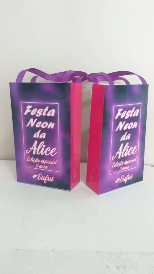 Sacolinhas Personalizadas Neon para Lembrancinhas
