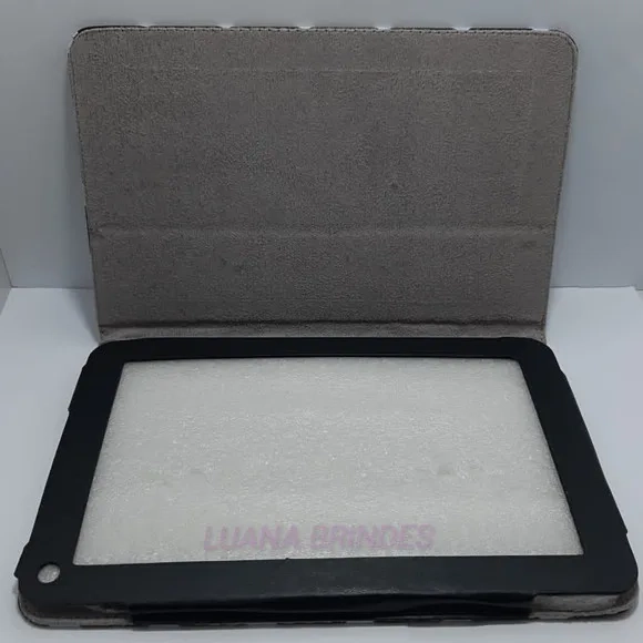 Capa Preta de Couro para Tablet - 1 Unidade