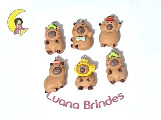 Pingente Capivara 3cm Resina Pacotes com 6 Unidades