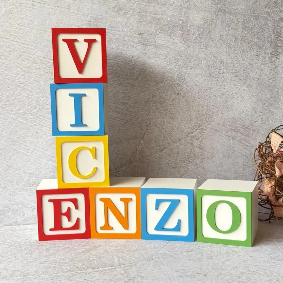 Blocos Personalizados com Nome para Decoração de Quarto do Bebê 8x8cm