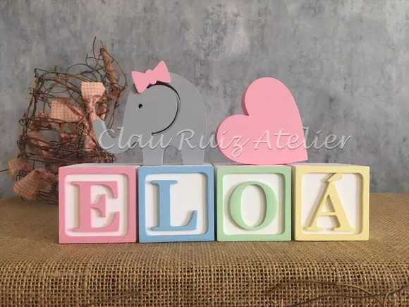 Cubos Decorativos MDF Personalizados Para Quarto de Bebê + Elefantinha + Coração