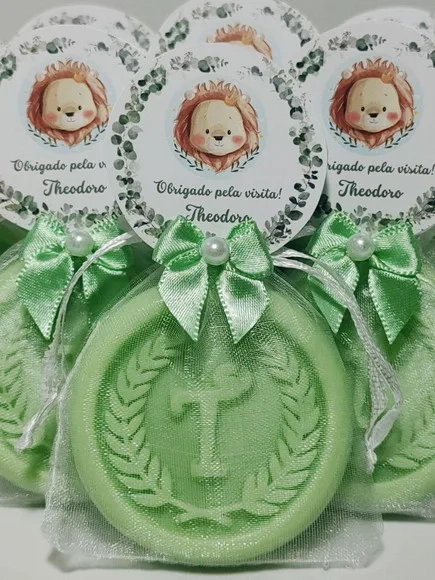 Lembrancinha Chá de Bebê Menino: Sabonete Letra Inicial