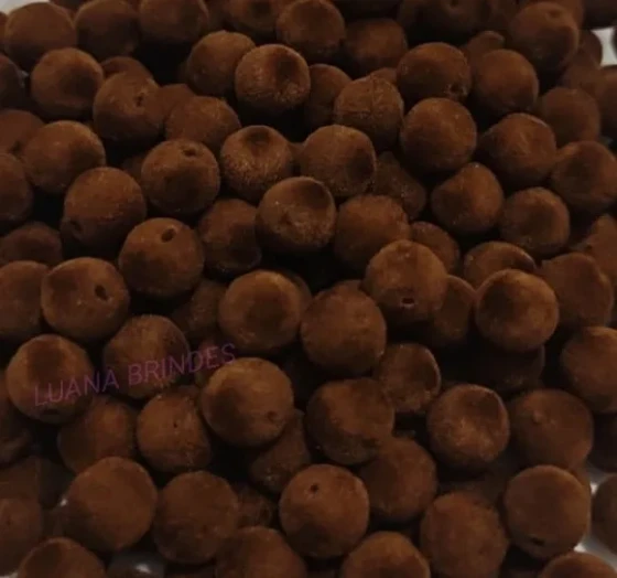 Bolinha Marrom de Camurça - 8mm - pct c/ 100 unidades
