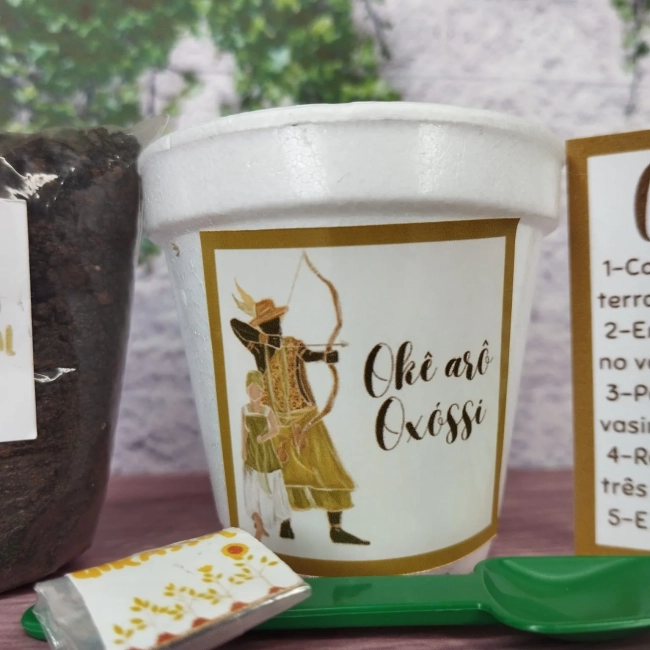 25 Kit Jardinagem Lembrancinhas Oxóssi, Caboclo ou Logun Edé - Trabalhamos com qualquer tema - Informar tema no chat